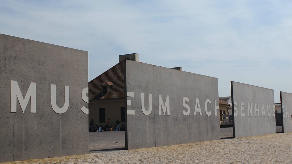 Mengunjungi Sachsenhausen Concentration Camp